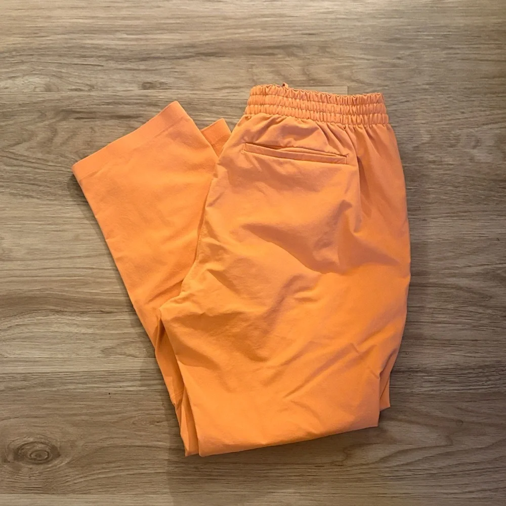 Outdoor Voices Orange Cropped Elastic-Waist Pants - Picture 1 of 4